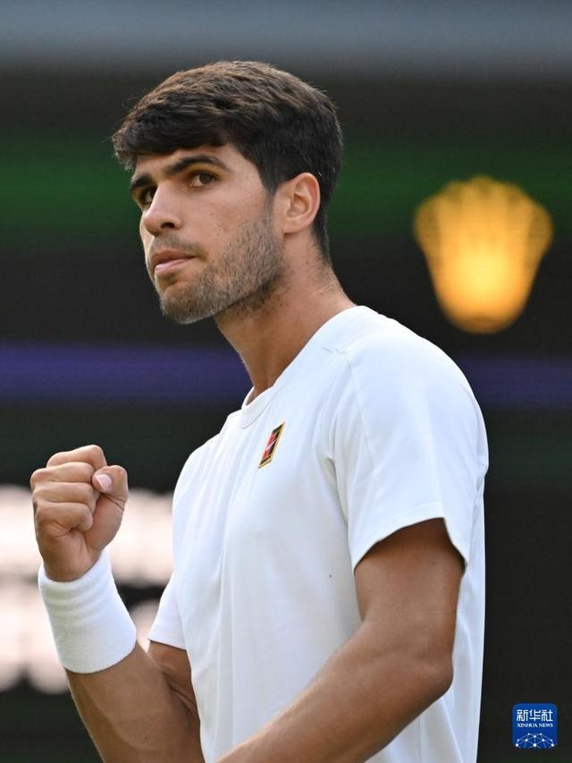 港在防守端 港在防守端