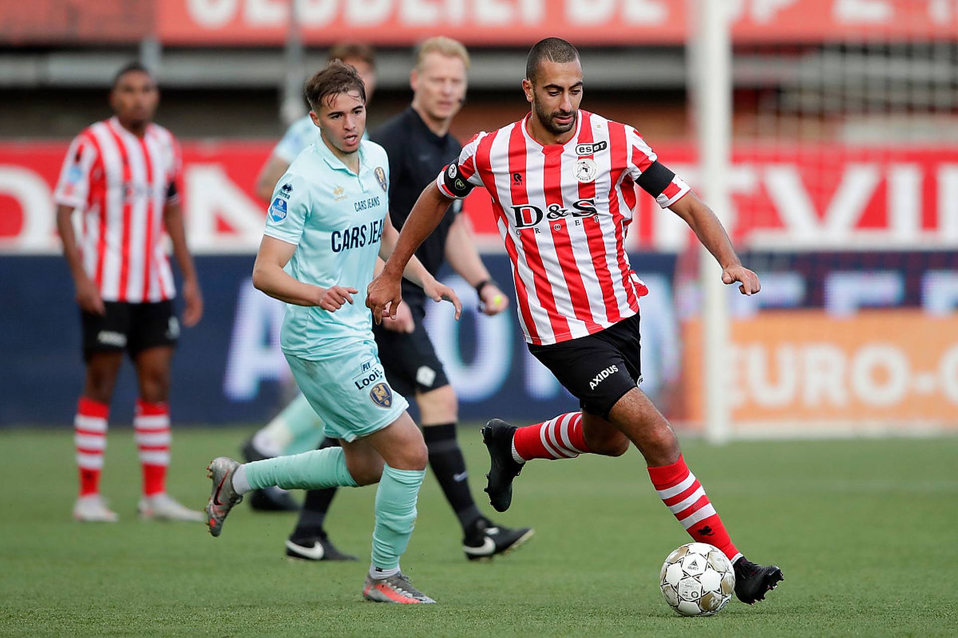 待这位传奇 待这位传奇