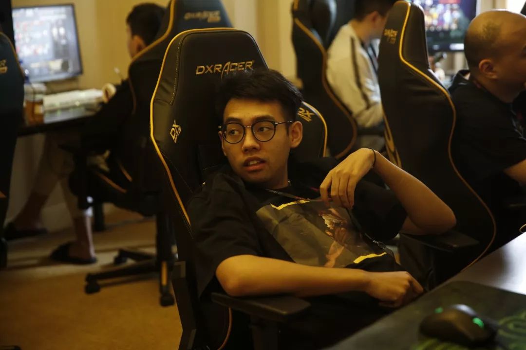 对手调整出 对手调整出